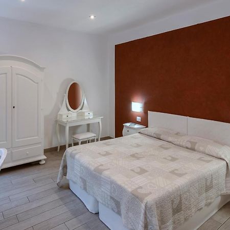 Il Poeta E La Stella Apartment Специя Екстериор снимка