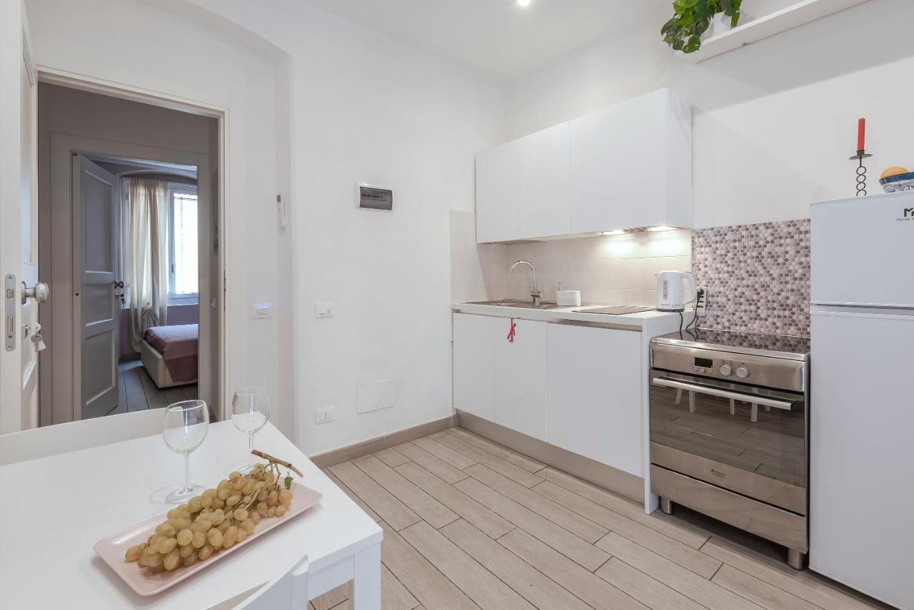 Il Poeta E La Stella Apartment Специя Екстериор снимка